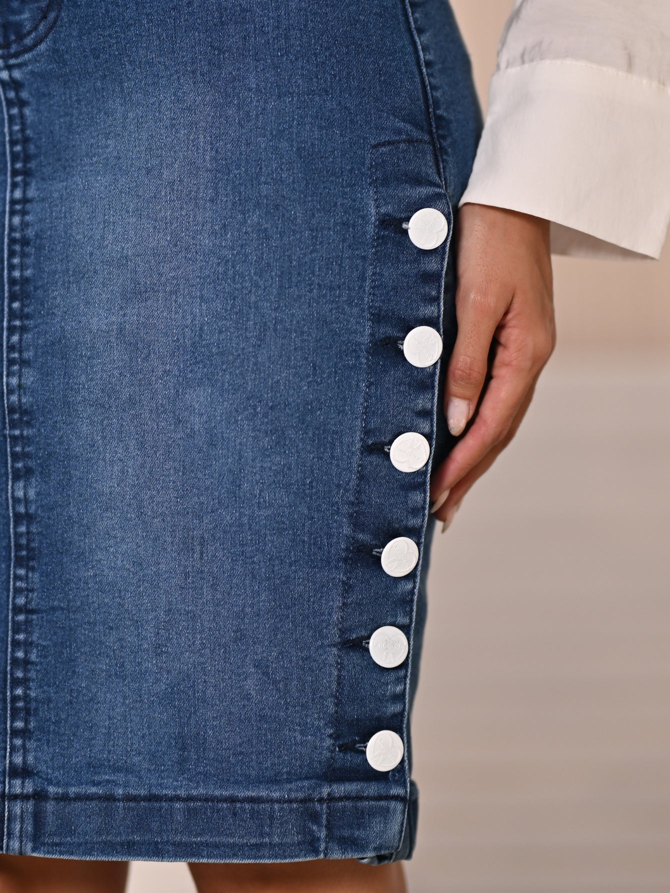 Anagrom Women's Knee Length Denim Skirt High Stretch Regular and Plus Size Sky Blue Ref.216