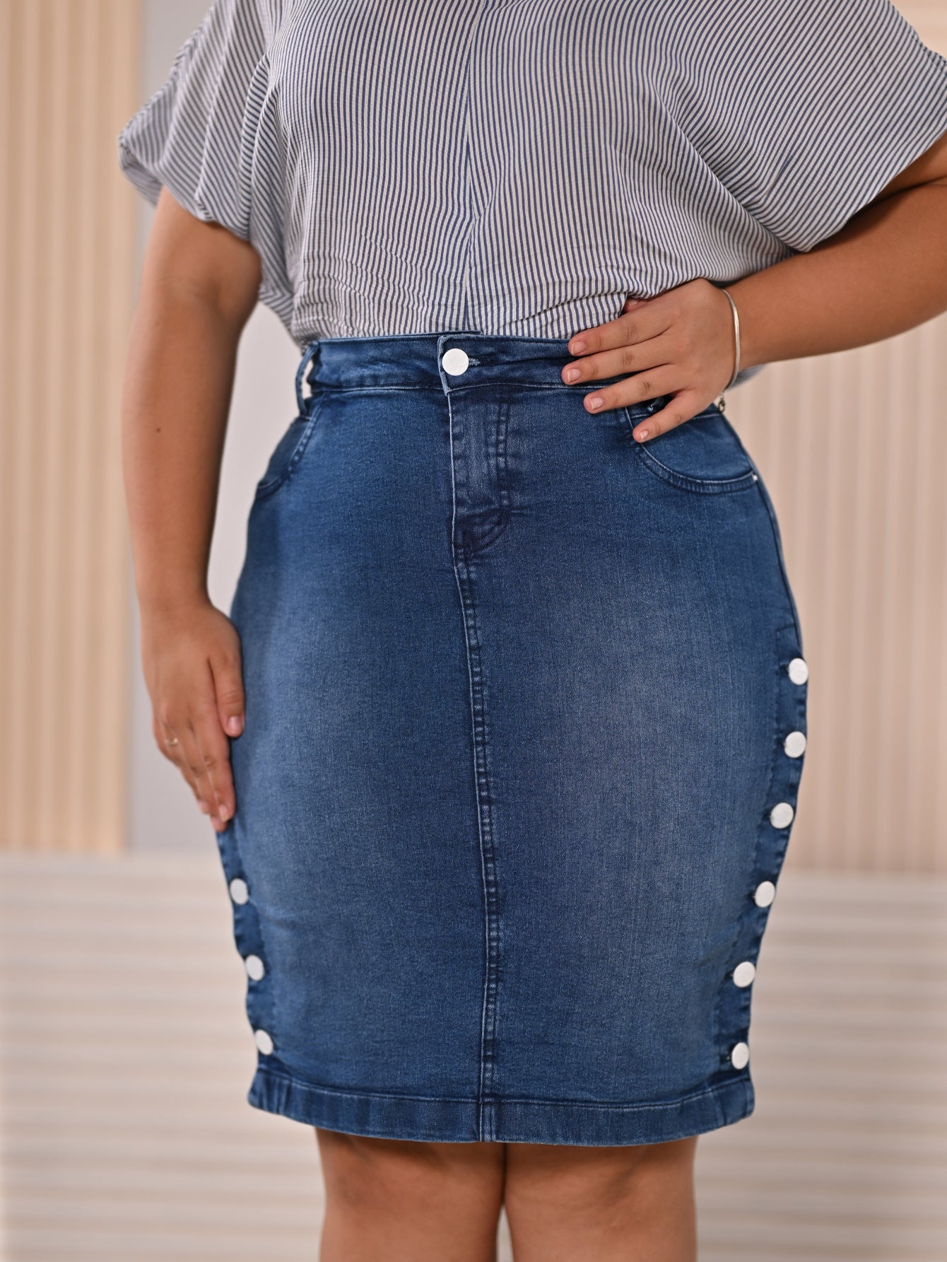 Anagrom Women's Knee Length Denim Skirt High Stretch Regular and Plus Size Sky Blue Ref.216